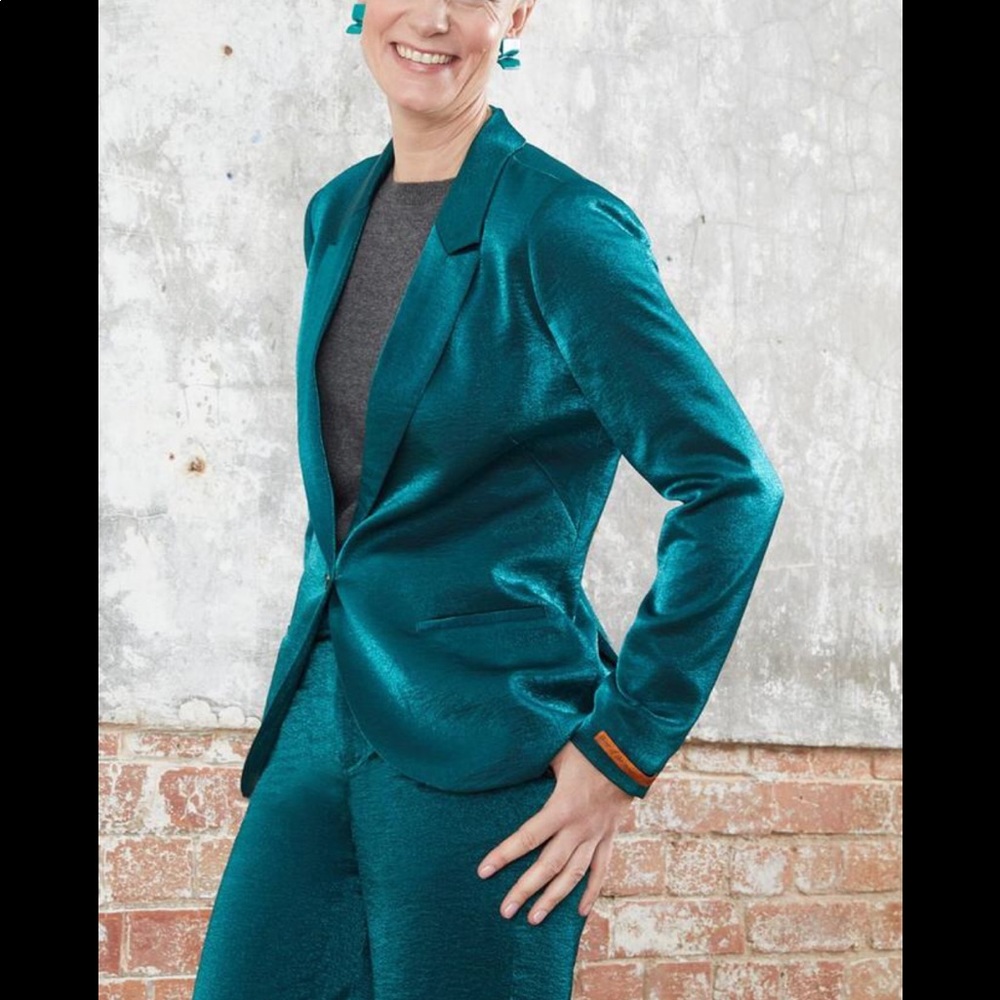 Single breasted metallic blazer